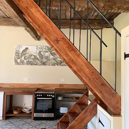 The Stables At Chateau Mas De Pradie بيت ضيافة